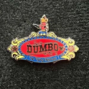Disney Hidden Mickey Pin 2019 Wave C - Disney World Attraction Signs - Dumbo